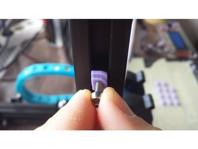 Preview do modelo 3D T nut M3 drop in rotating V Slot